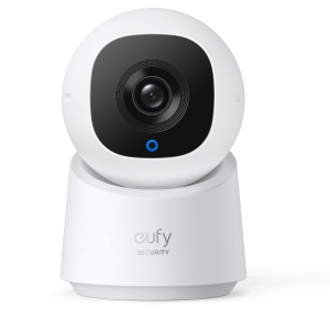   كاميرا Eufy للأمان الداخلي C220 بدقة 2K وزاوية رؤية 360 درجة.    